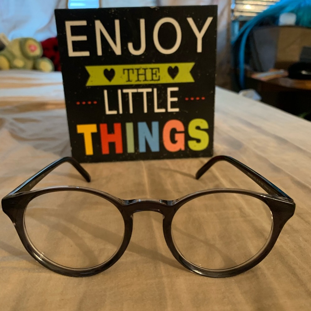 Eye glasses